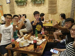 乌兰烧烤加盟,学烧烤技术,开烧烤店多少钱疯狂烤翅加盟